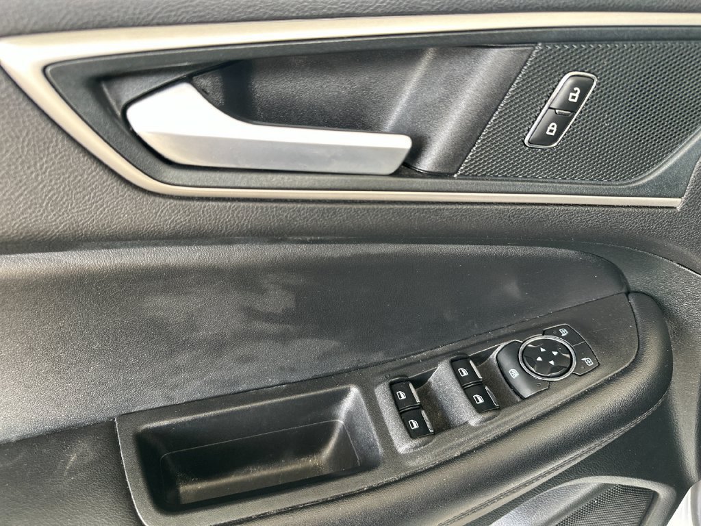 Certified 2024 Ford Edge SEL AWD/4WD image 10