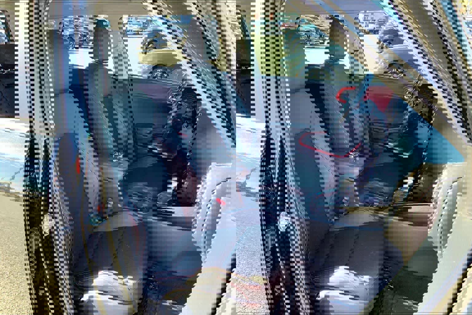 Used 2023 Kia Soul GT-Line w/ GT-Line Technology Package image 8