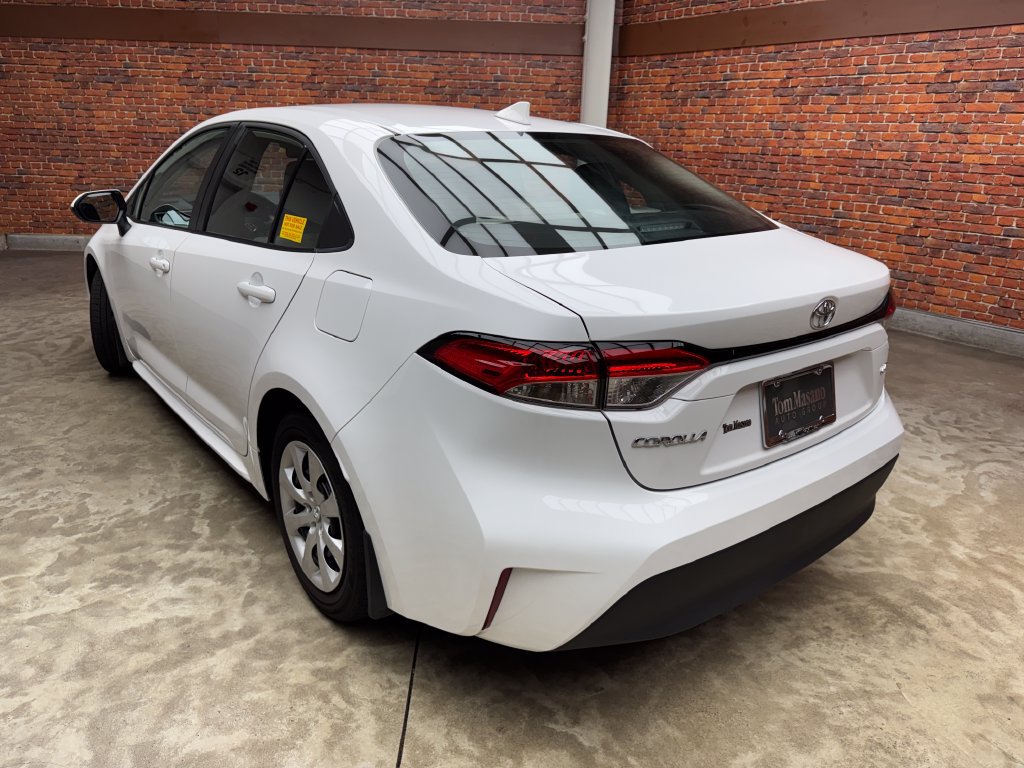 Used 2026 Toyota Corolla LE FWD image 2