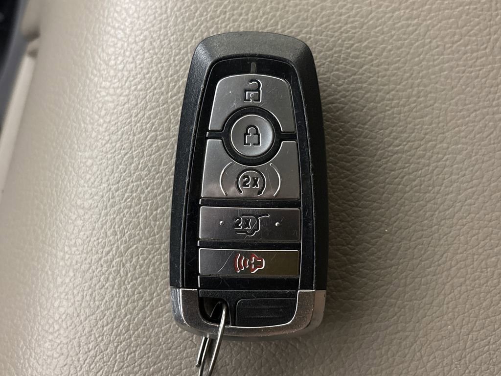Certified 2019 Ford Expedition Limited w/ Equipment Group 301A RWD image 33