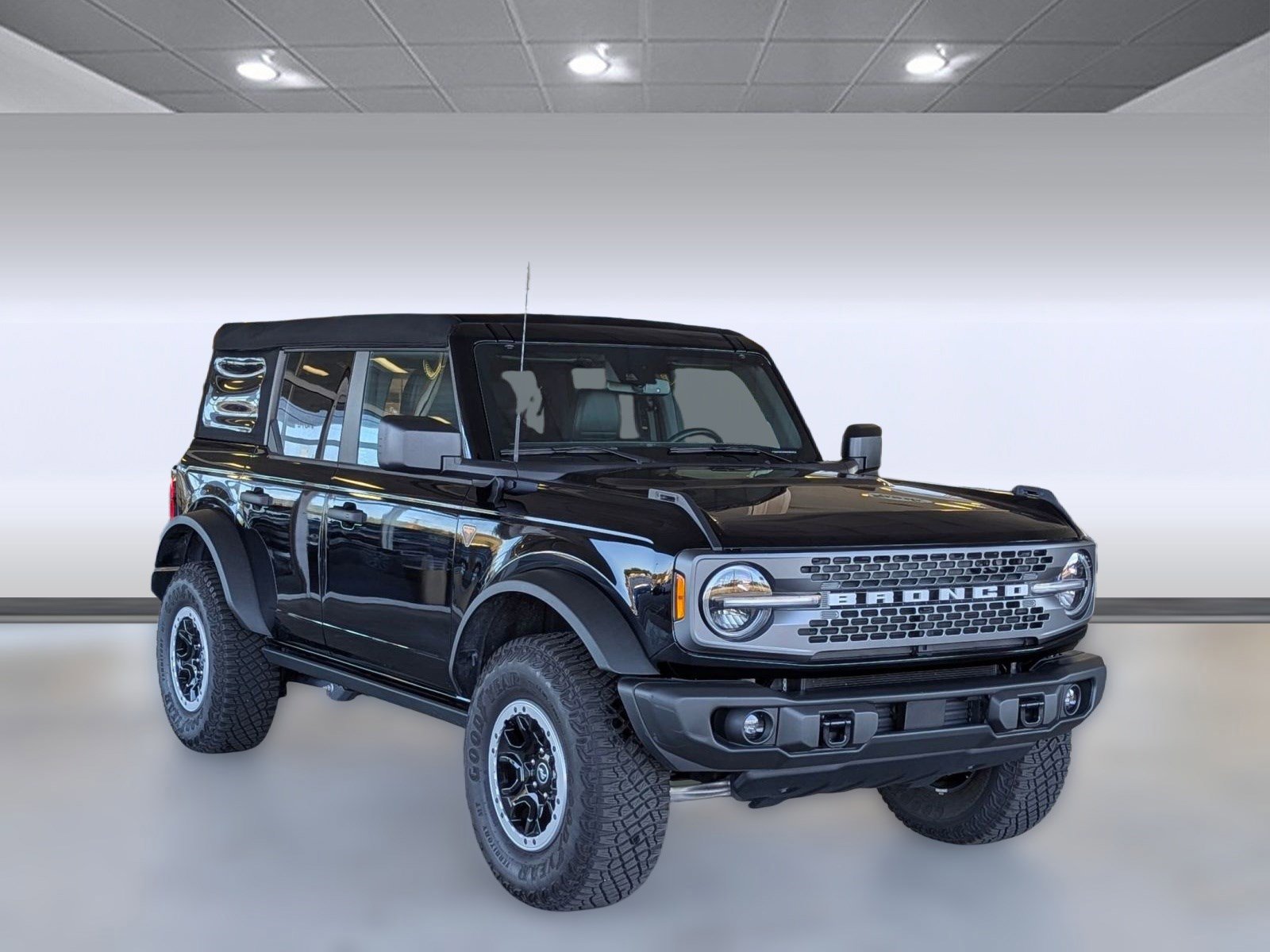 Certified 2023 Ford Bronco Badlands w/ Sasquatch Package image 7