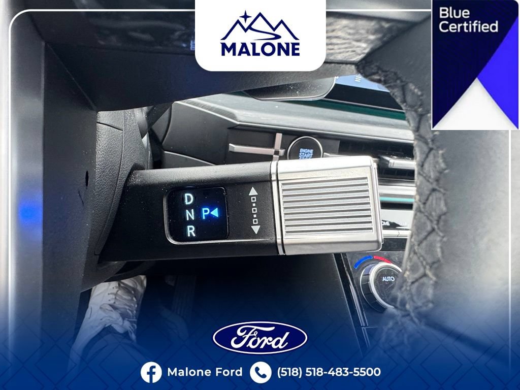 Used 2024 Hyundai Santa Fe Limited AWD/4WD image 32