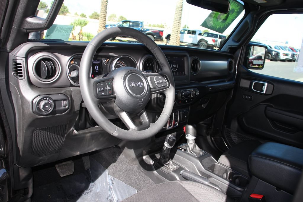 Used 2023 Jeep Wrangler Sport AWD/4WD image 18