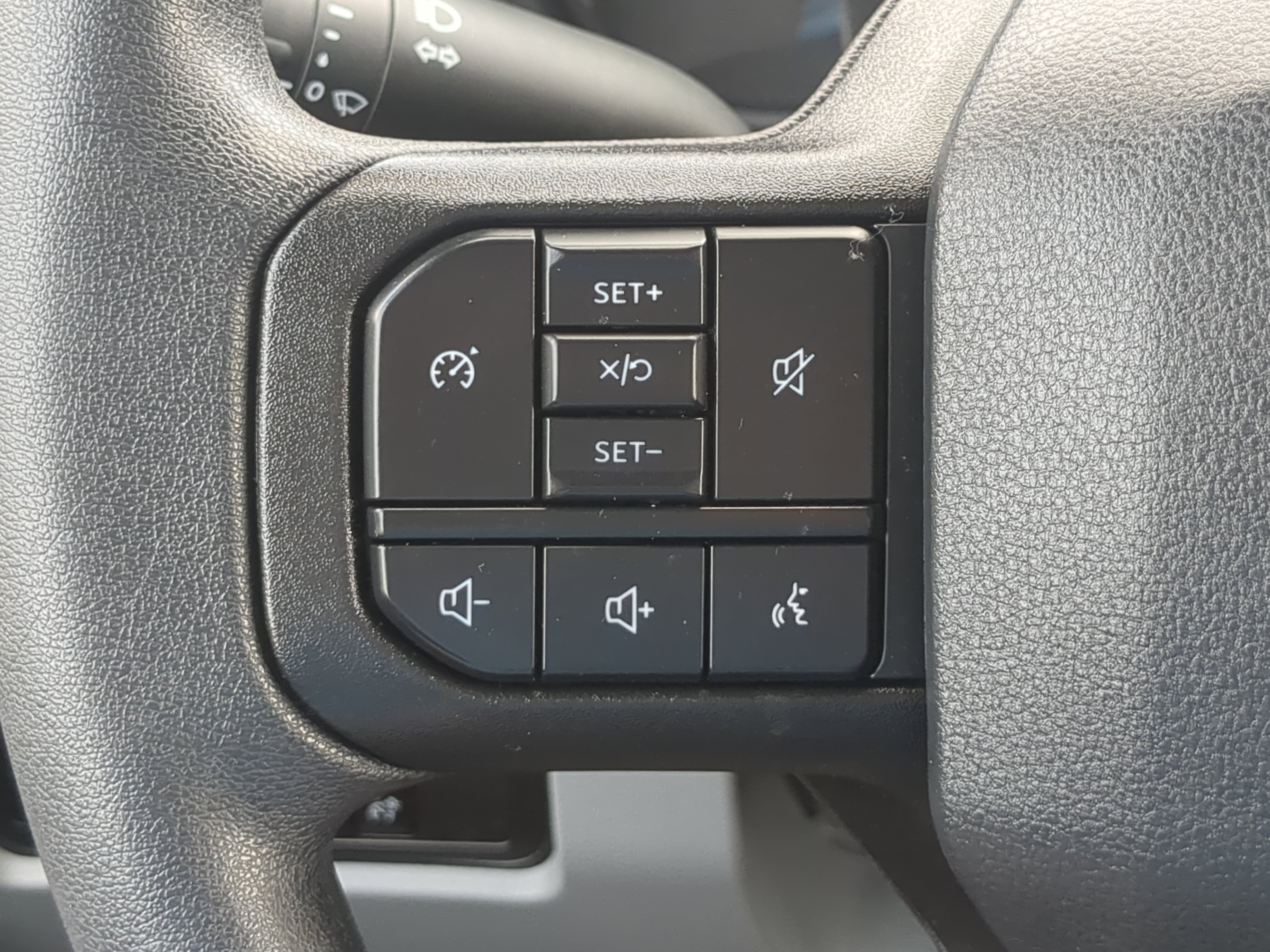 Certified 2025 Ford F250 XLT AWD/4WD image 22
