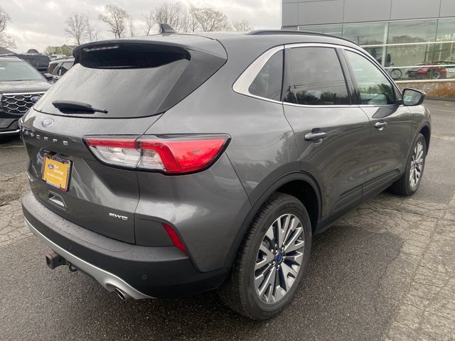 Certified 2022 Ford Escape Titanium w/ Class II Trailer Tow Package AWD/4WD image 7