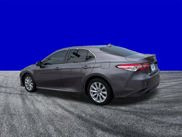 Used 2019 Toyota Camry LE FWD image 3