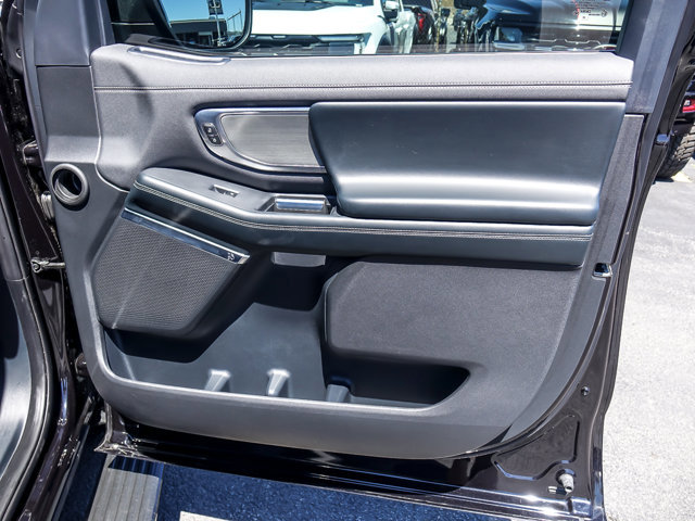 Certified 2025 Ford Expedition Platinum w/ Driver's Package AWD/4WD image 27