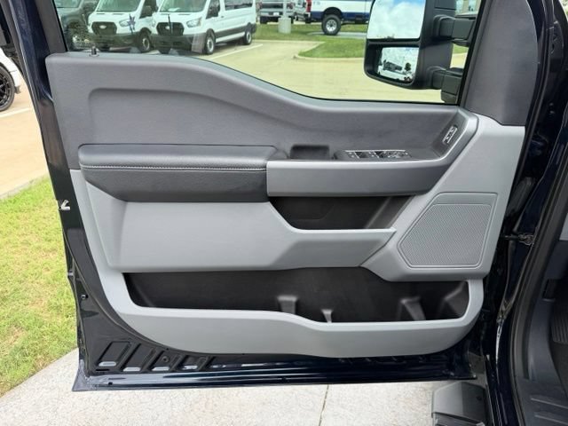 Certified 2024 Ford F250 XL w/ STX Appearance Package AWD/4WD image 8