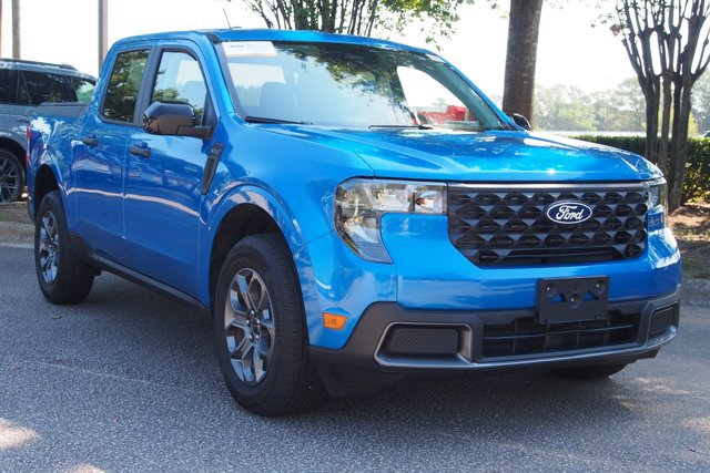 Certified 2025 Ford Maverick XLT w/ XLT Luxury Package