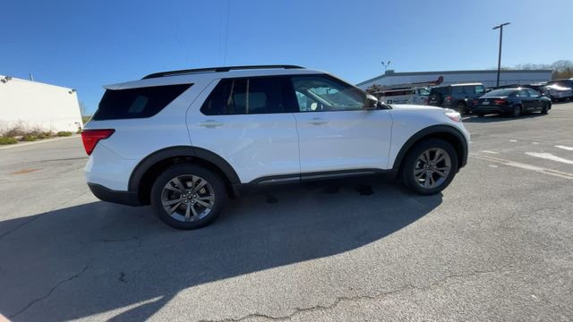 Certified 2021 Ford Explorer XLT w/ Equipment Group 202A AWD/4WD image 10