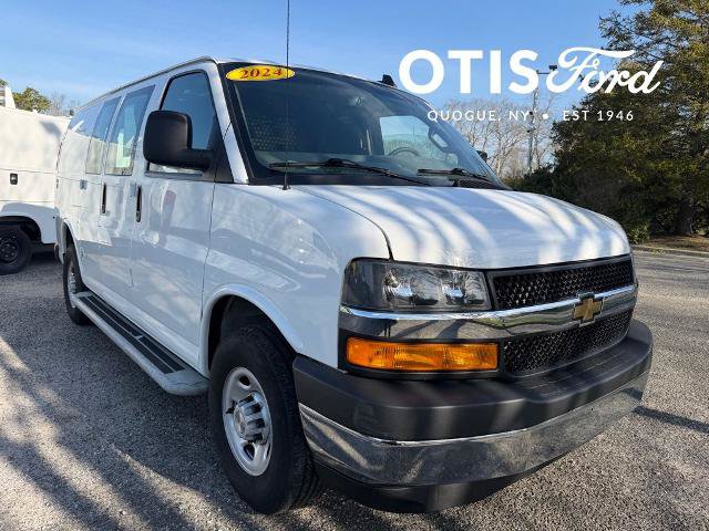Used 2024 Chevrolet Express 2500 w/ Driver Convenience Package RWD image 1
