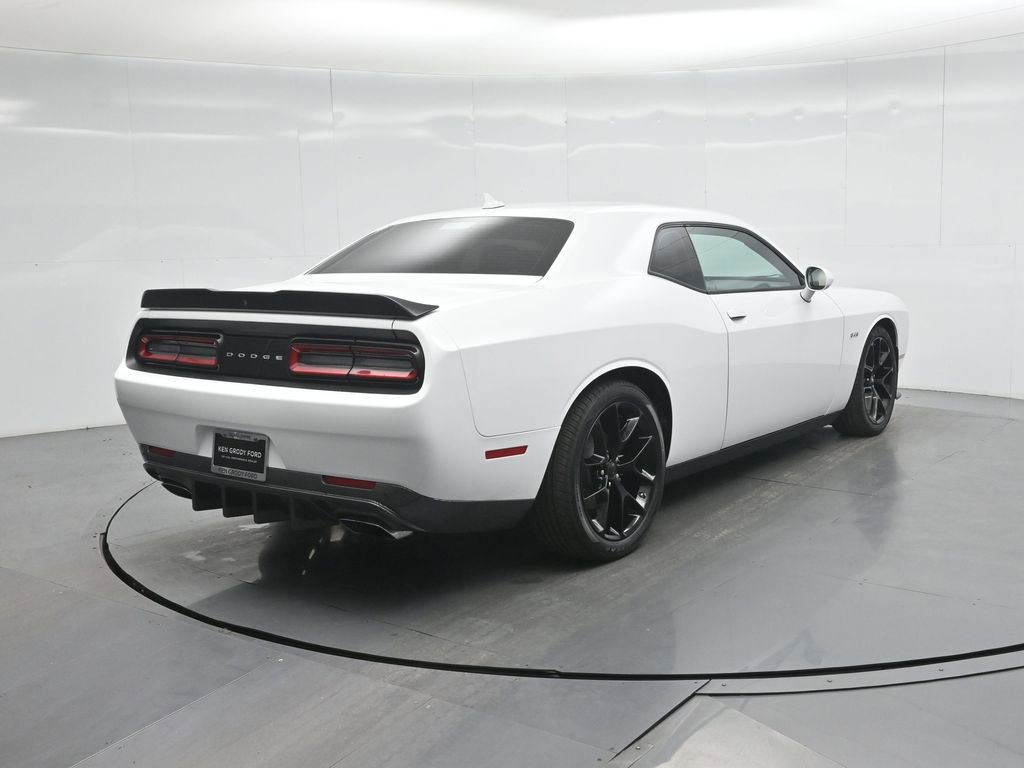 Used 2023 Dodge Challenger R/T image 6