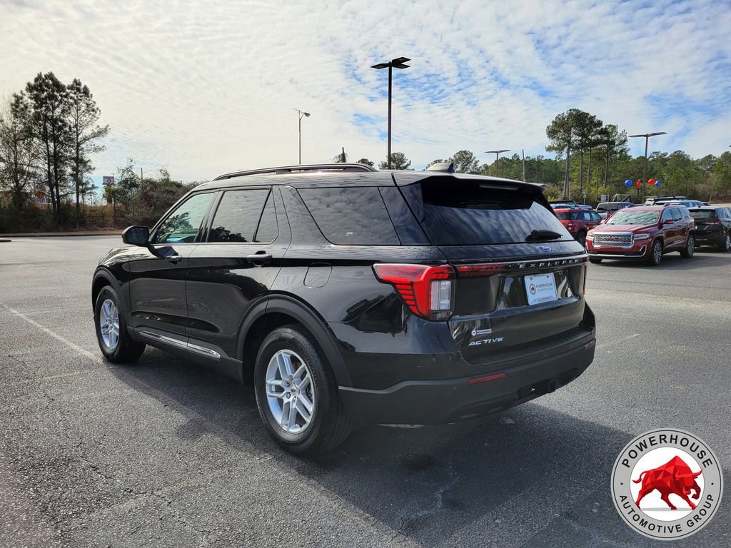 Certified 2025 Ford Explorer Active image 3