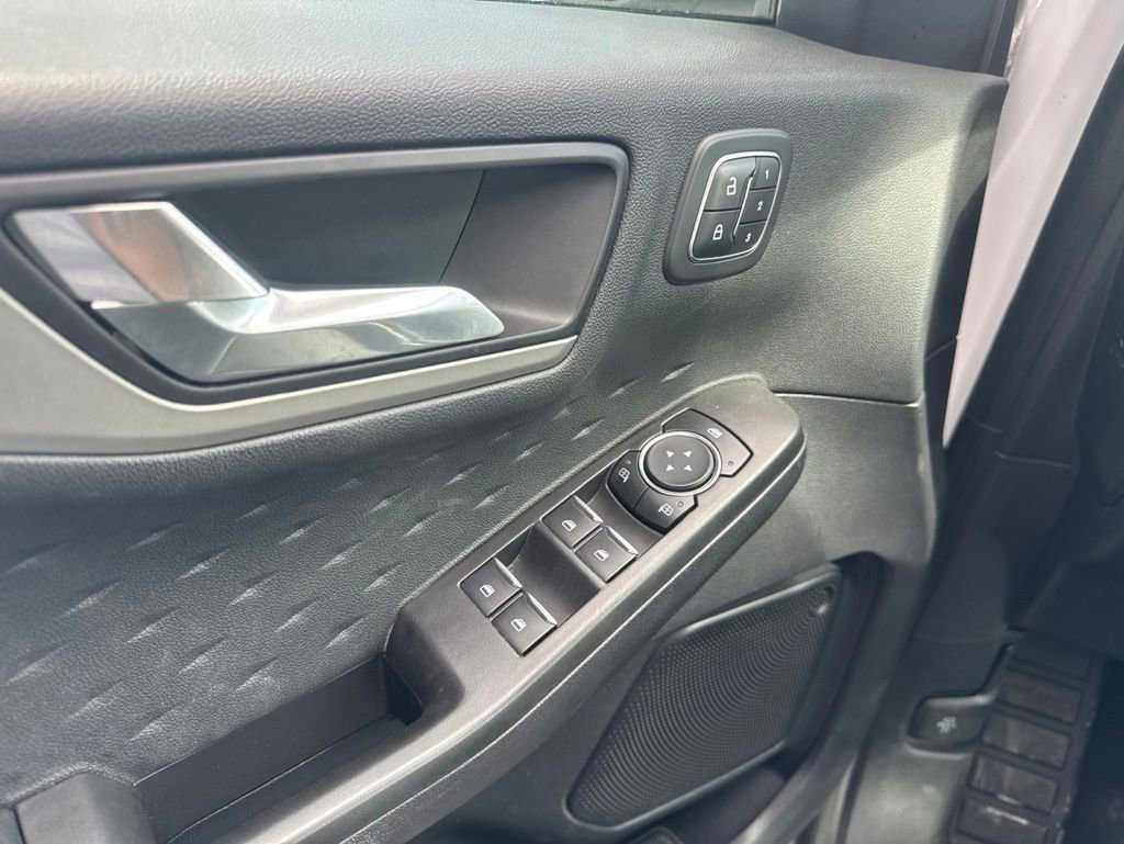 Certified 2020 Ford Escape SEL AWD/4WD image 5