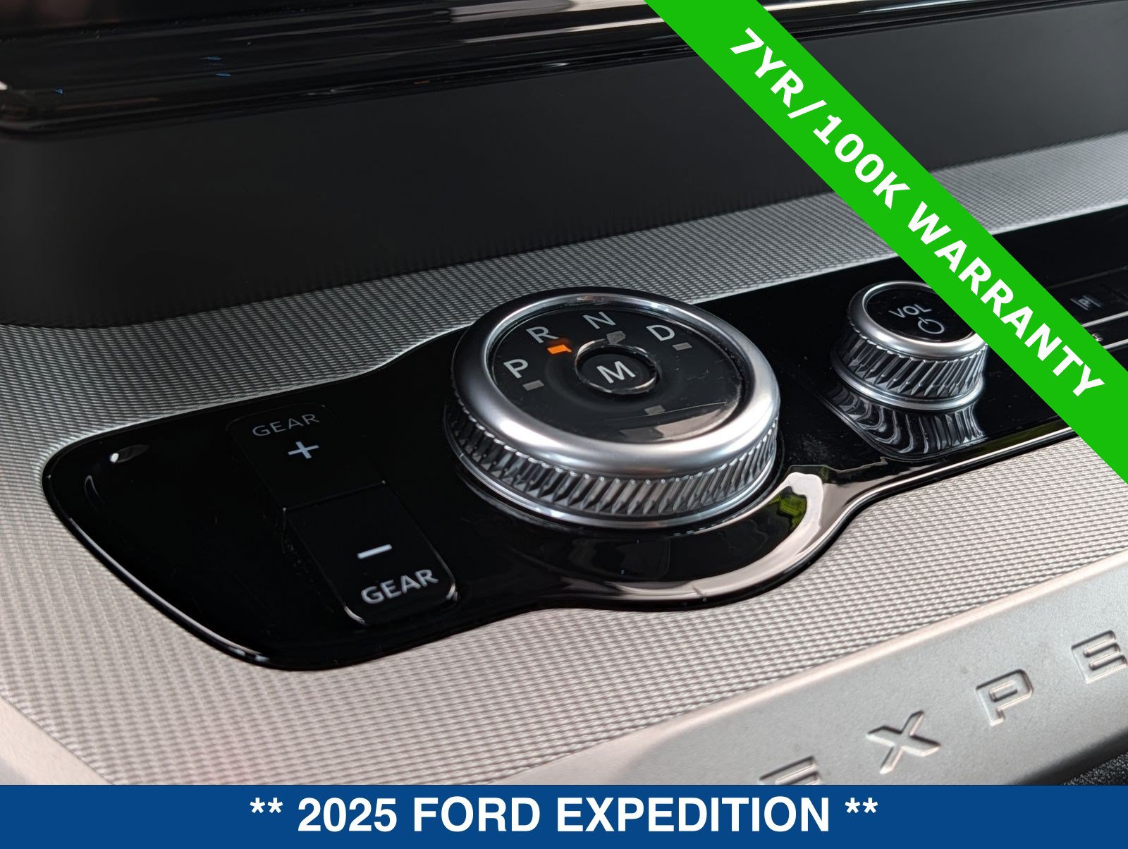 Certified 2025 Ford Expedition Active RWD image 37