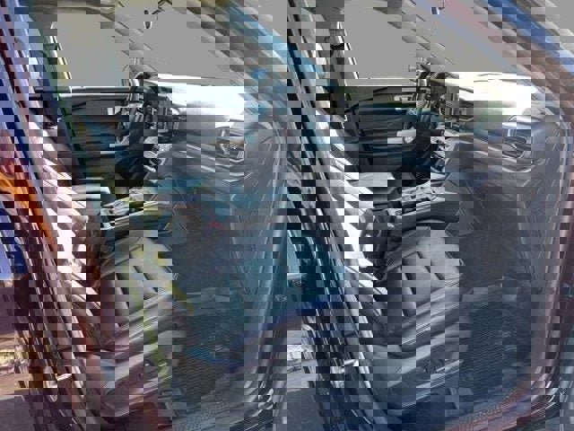 Certified 2022 Ford Explorer XLT w/ Equipment Group 202A image 9