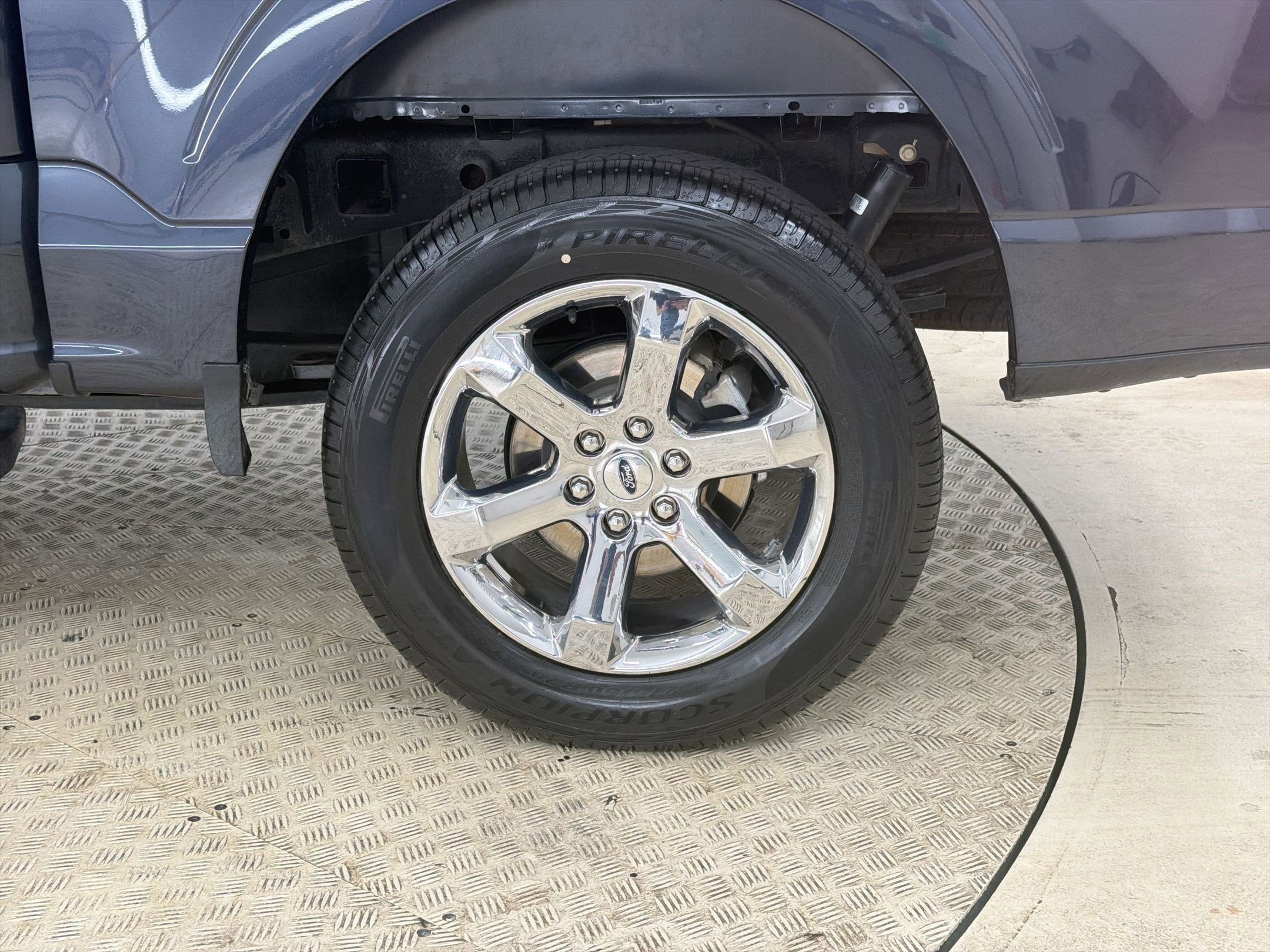 Certified 2021 Ford F150 Lariat w/ Equipment Group 502A High image 12