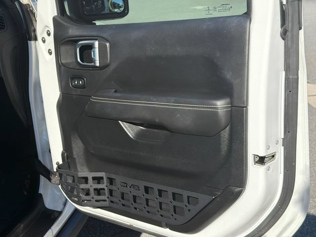 Used 2021 Jeep Wrangler Unlimited Rubicon AWD/4WD image 16