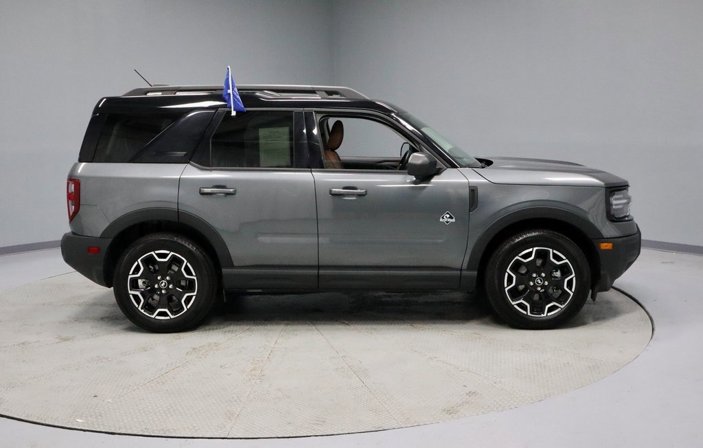 Certified 2025 Ford Bronco Sport Outer Banks w/ Outer Banks Tech Package+ image 6