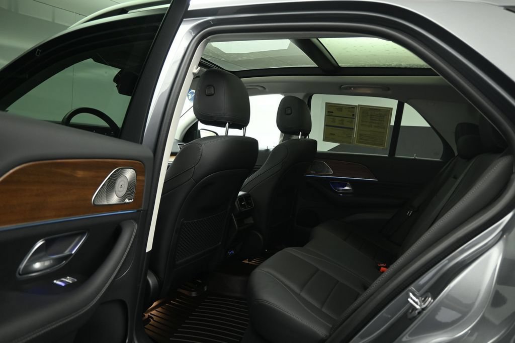 Used 2025 Mercedes-Benz GLE 350 4MATIC image 18
