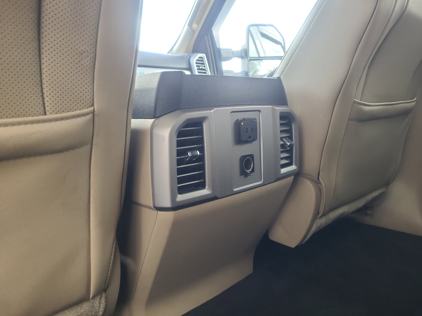 Certified 2017 Ford F250 Lariat w/ Chrome Package AWD/4WD image 32