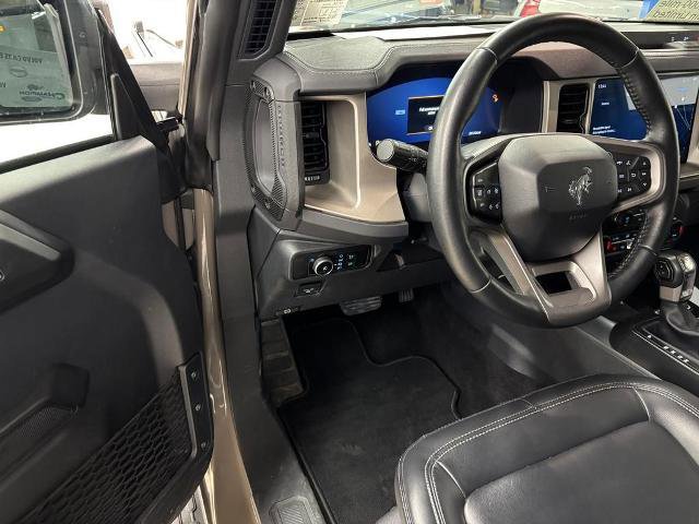 Certified 2025 Ford Bronco Outer Banks AWD/4WD image 9
