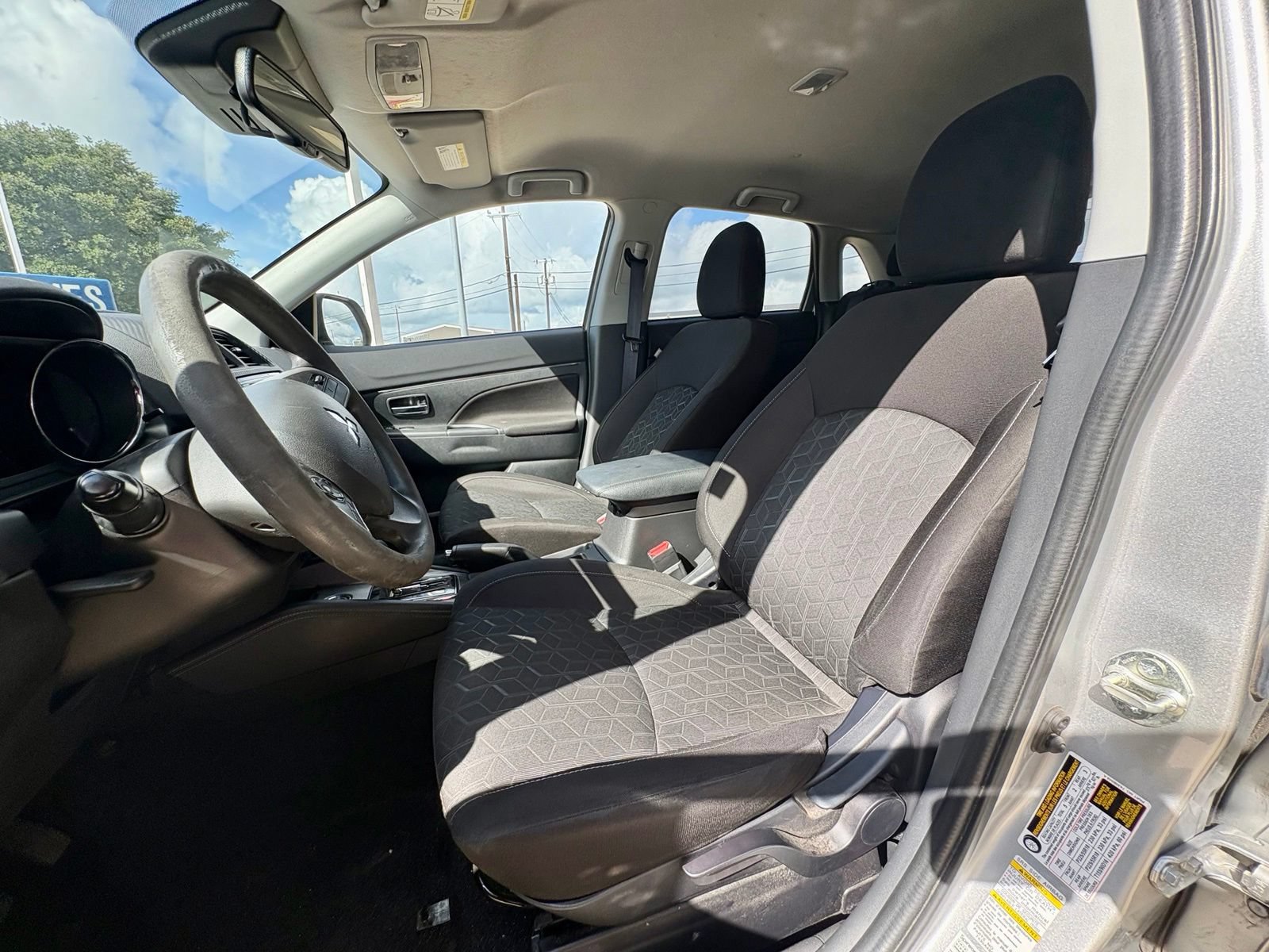 Used 2023 Mitsubishi Outlander Sport SE AWD/4WD image 14