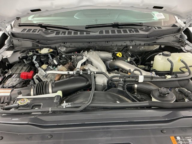 Certified 2025 Ford F350 Lariat w/ FX4 Off-Road Package image 34