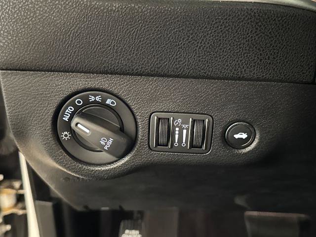 Used 2019 Dodge Charger GT image 18