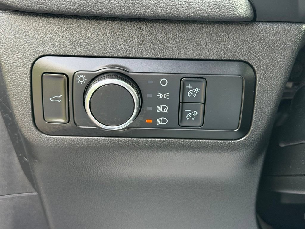 Certified 2023 Ford Escape Active AWD/4WD image 14