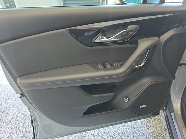 Used 2025 Chevrolet Blazer RS image 8