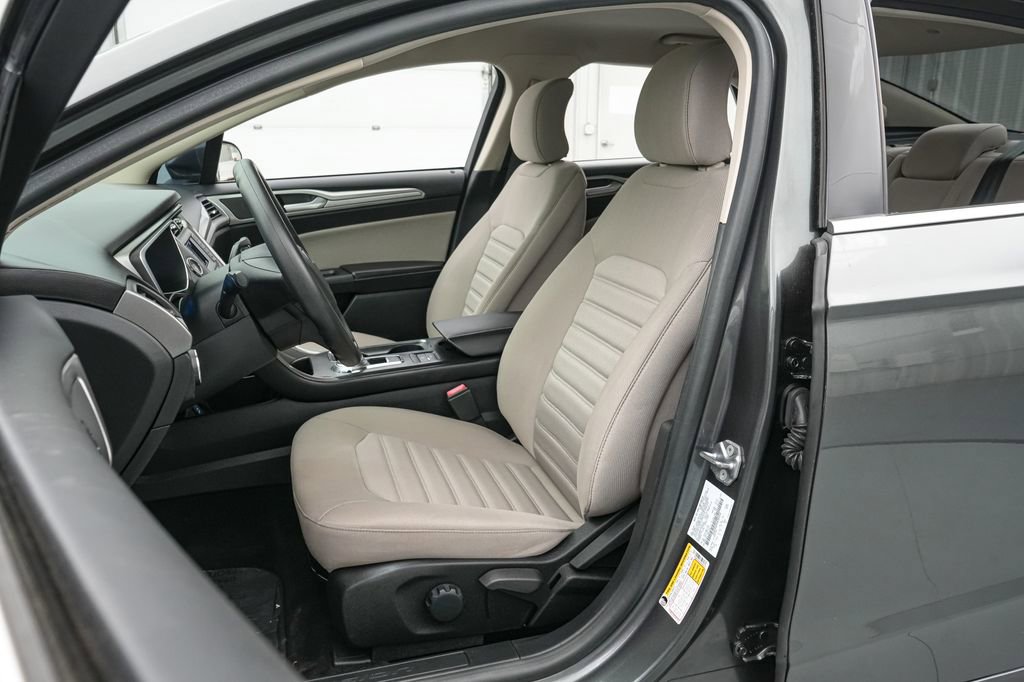 Certified 2018 Ford Fusion S FWD image 11
