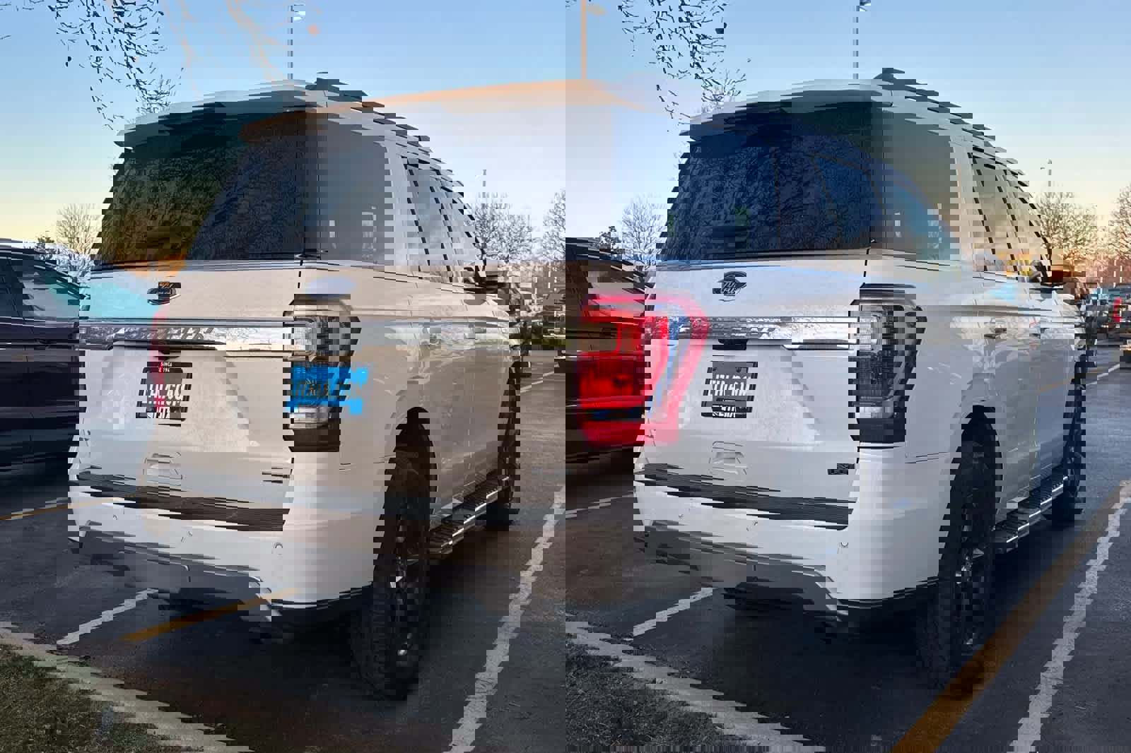 Certified 2021 Ford Expedition XLT image 4