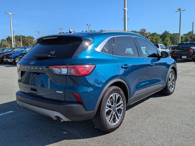Certified 2020 Ford Escape SEL FWD image 3