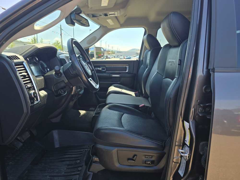 Used 2017 RAM 2500 Laramie AWD/4WD image 10
