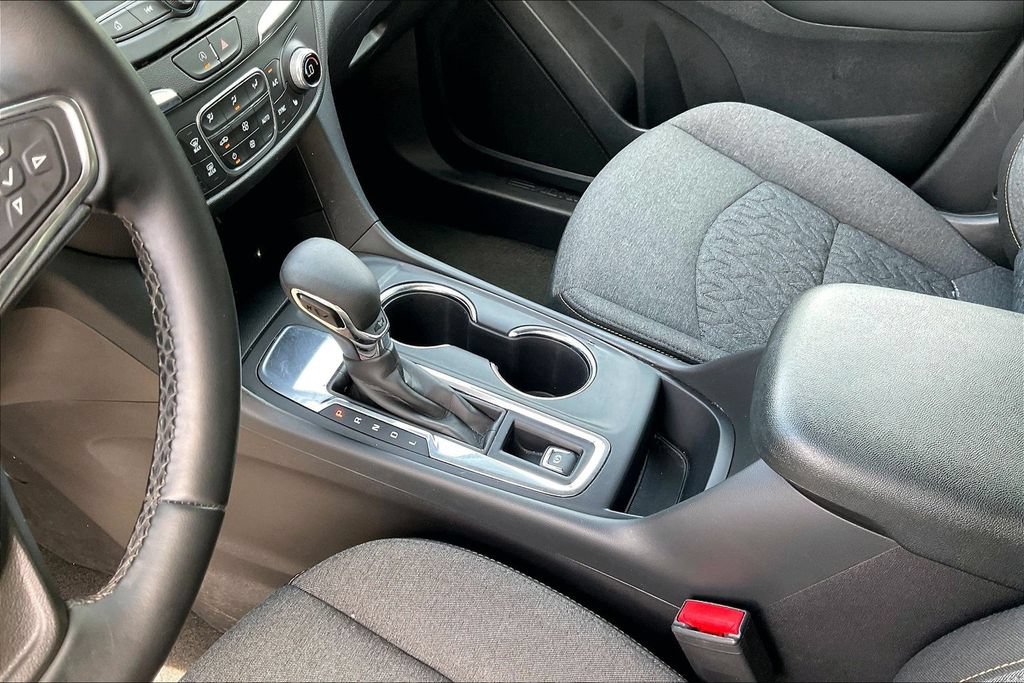 Used 2024 Chevrolet Equinox LT FWD image 15
