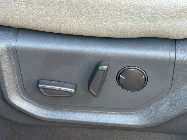 Certified 2021 Ford Expedition XLT image 15