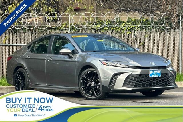 Used 2025 Toyota Camry SE