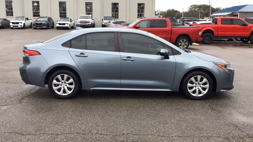 Used 2023 Toyota Corolla LE image 6