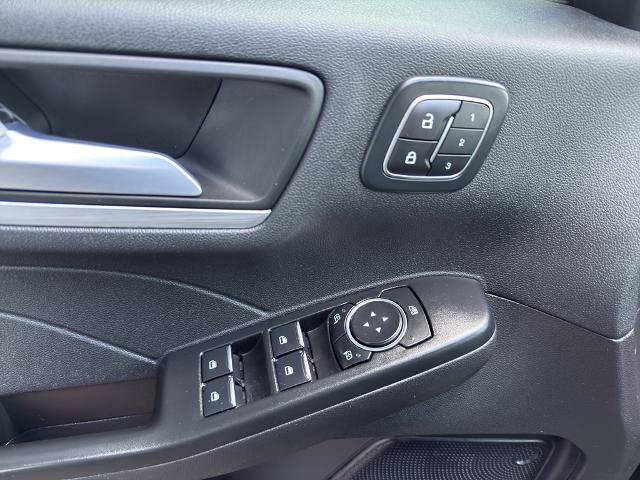 Certified 2024 Ford Escape Platinum AWD/4WD image 15