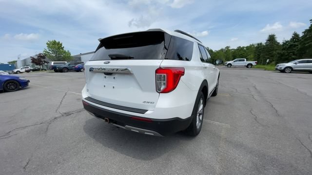 Certified 2023 Ford Explorer XLT w/ Equipment Group 202A AWD/4WD image 9
