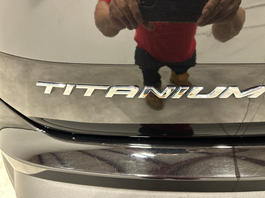 Certified 2024 Ford Edge Titanium AWD/4WD image 45