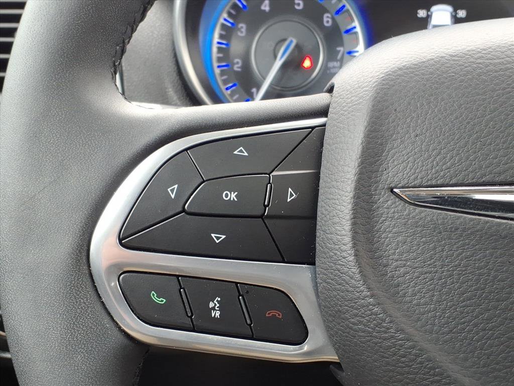 Used 2023 Chrysler 300 Touring L w/ Popular Equipment Group image 20