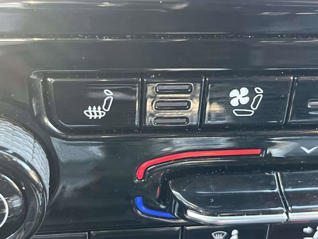 Used 2025 Jeep Grand Cherokee Summit image 18