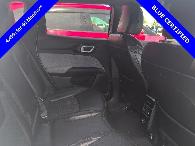 Used 2024 Jeep Compass Latitude AWD/4WD image 9