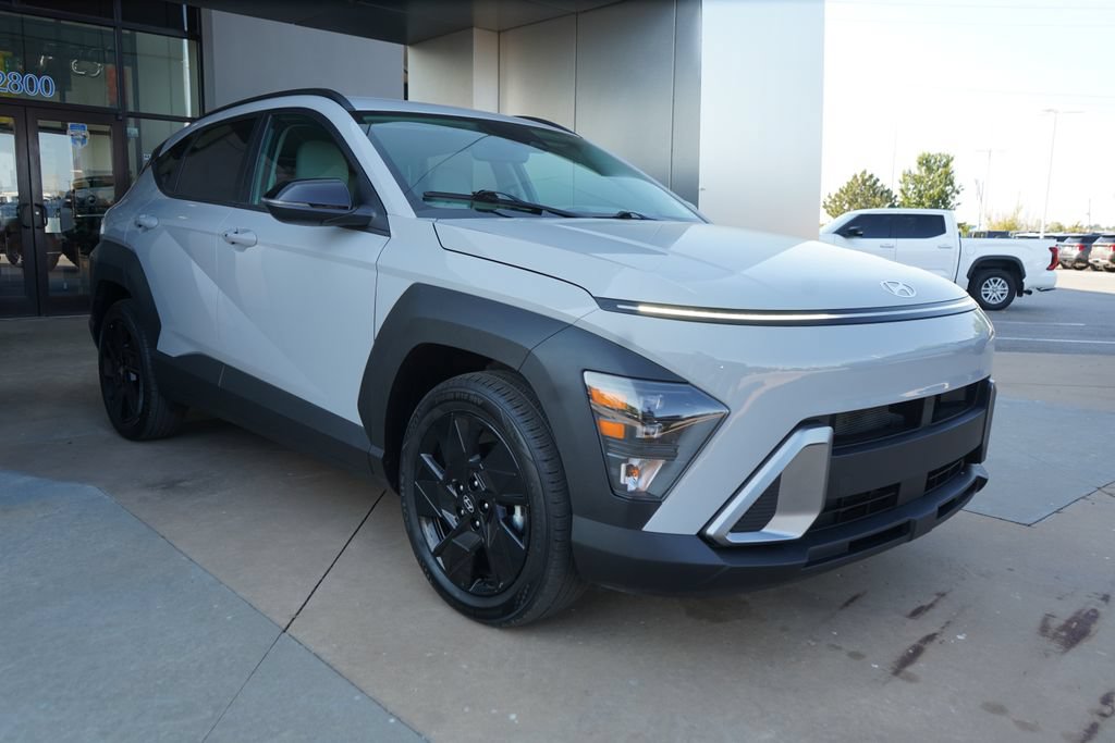 Used 2026 Hyundai Kona SEL Sport FWD image 3