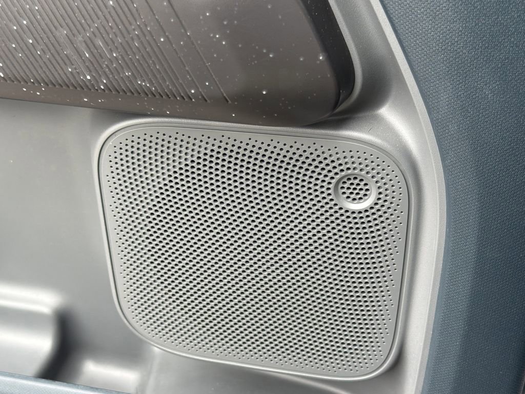 Certified 2025 Ford Maverick XL image 21