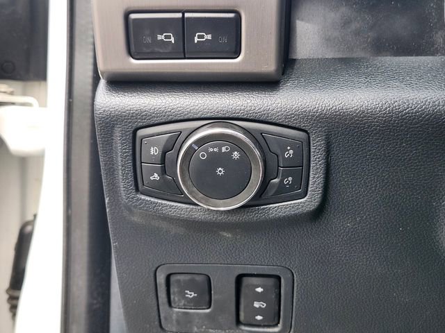 Certified 2022 Ford F350 Platinum AWD/4WD image 24