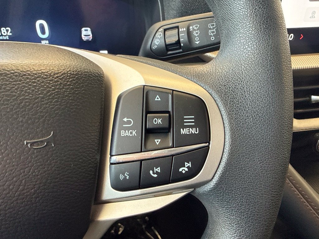 Certified 2026 Ford Explorer Active AWD/4WD image 19