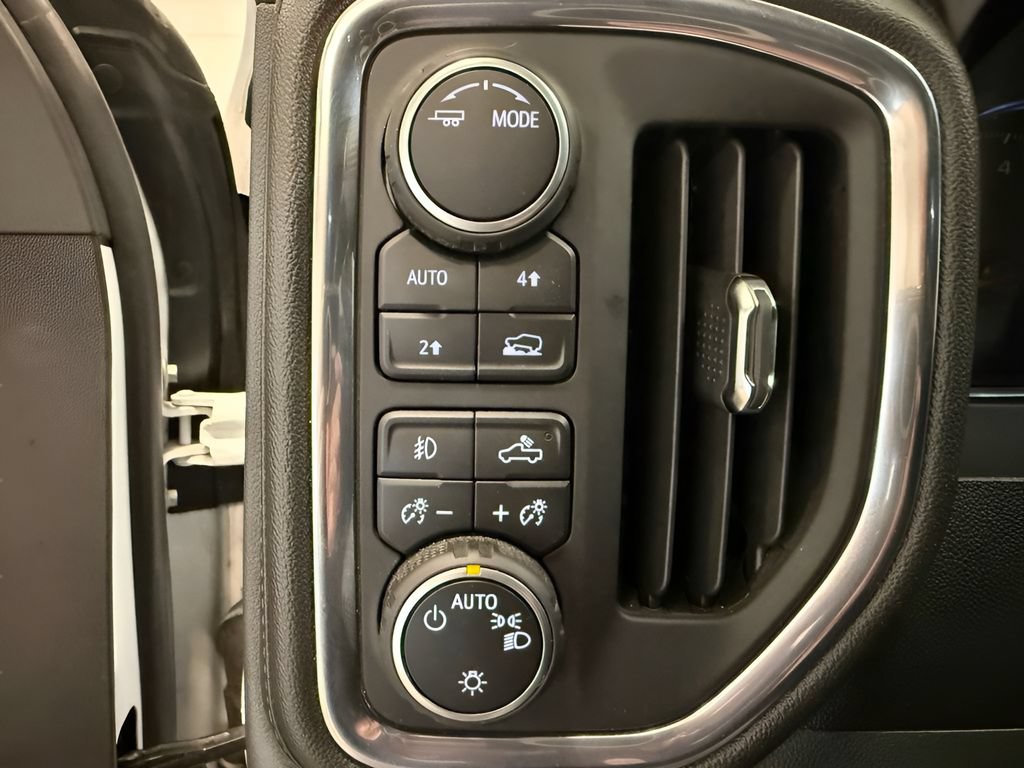 Used 2020 Chevrolet Silverado 1500 RST w/ All-Star Edition AWD/4WD image 16